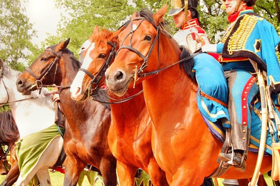 Люди окружающий нас мир  : 12 июня - День России. 